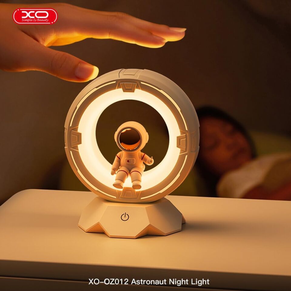 XO Simple is Beauty OZ12 Astronot Temalı Çocuk LED Gece Lambası