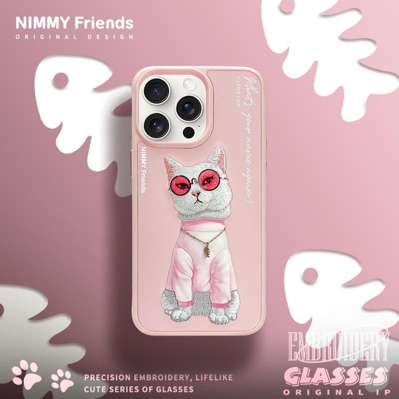 NIMMY iPhone 14 Pro 3D Gerçek Nakış İşleme Kabartmalı Kedi Zincir Gözlük Detaylı Cool Glasses Kılıf